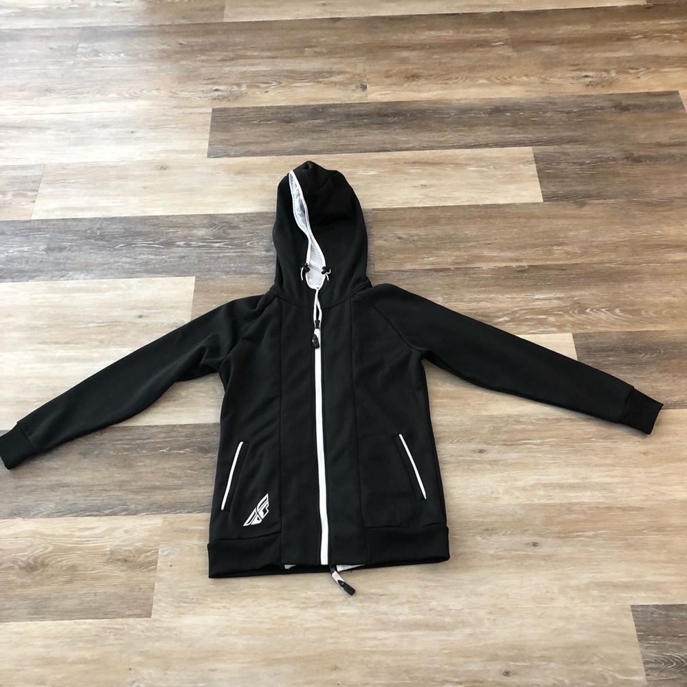 Fly zip up